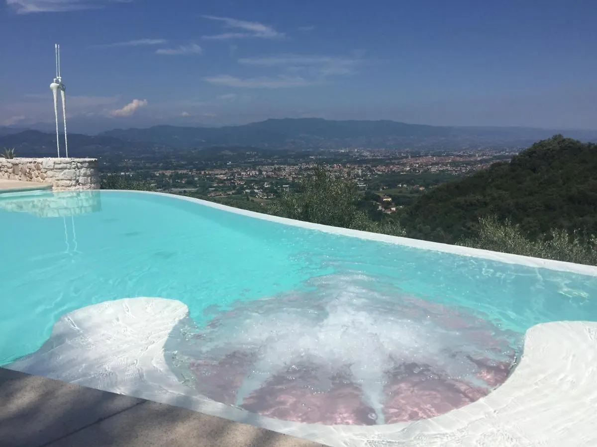 Villa Farfalla & Guesthouse - The World Unique Property With An Openable Roof Lucca Italien