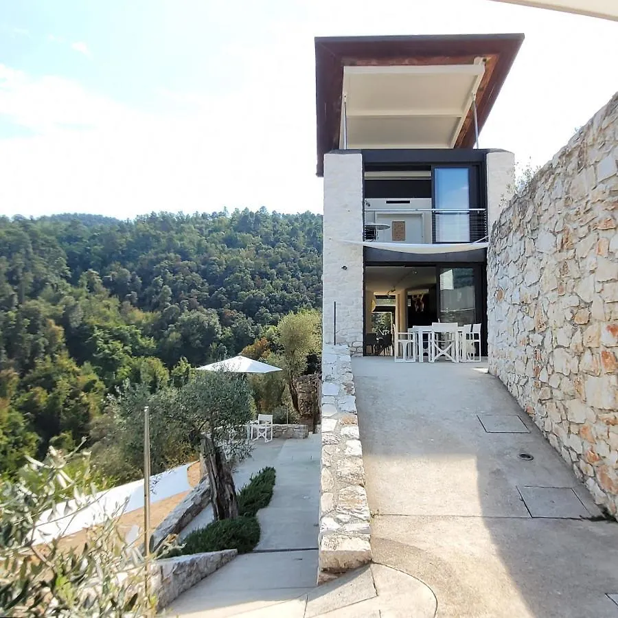 Villa Farfalla & Guesthouse - The World Unique Property With An Openable Roof Lucca Italien
