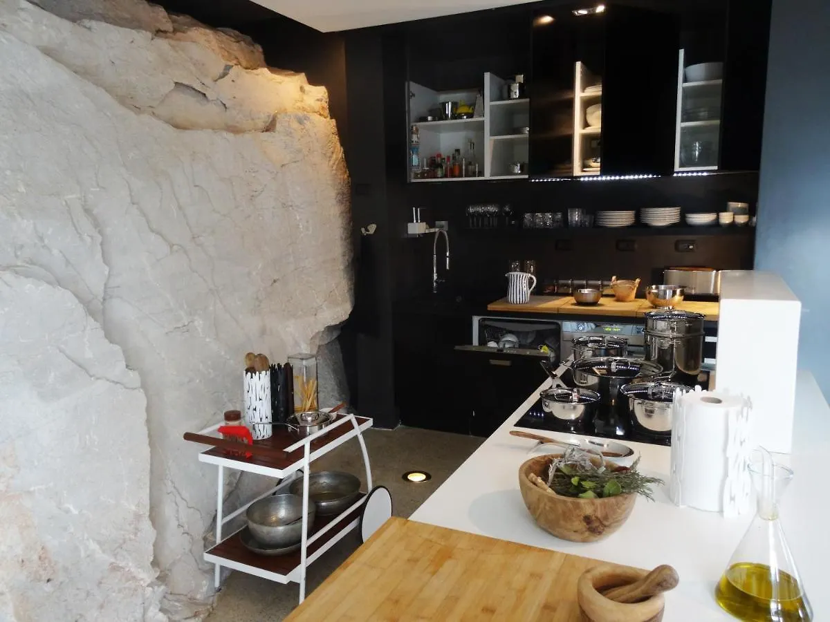 Villa Farfalla & Guesthouse - The World Unique Property With An Openable Roof Lucca 0*,  Italien