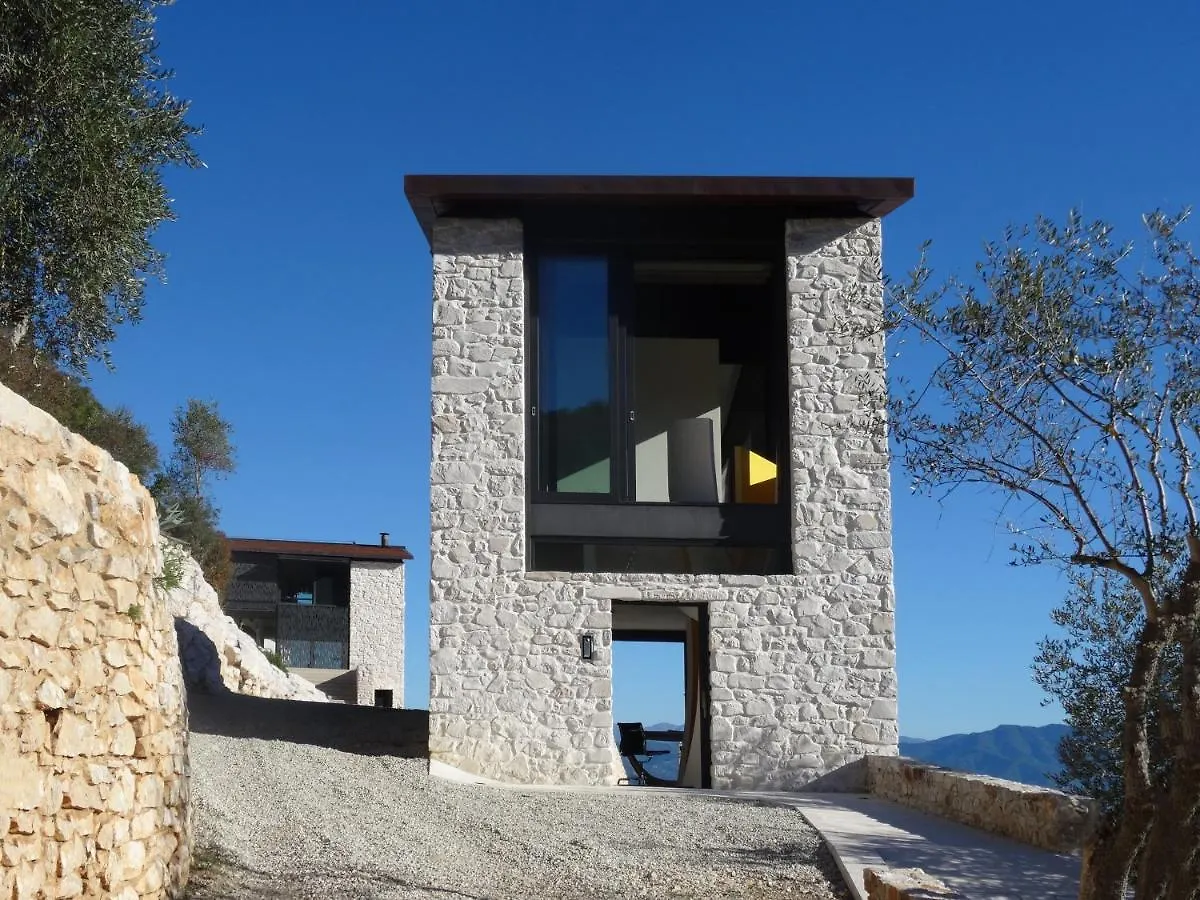 Villa Farfalla & Guesthouse - The World Unique Property With An Openable Roof Lucca
