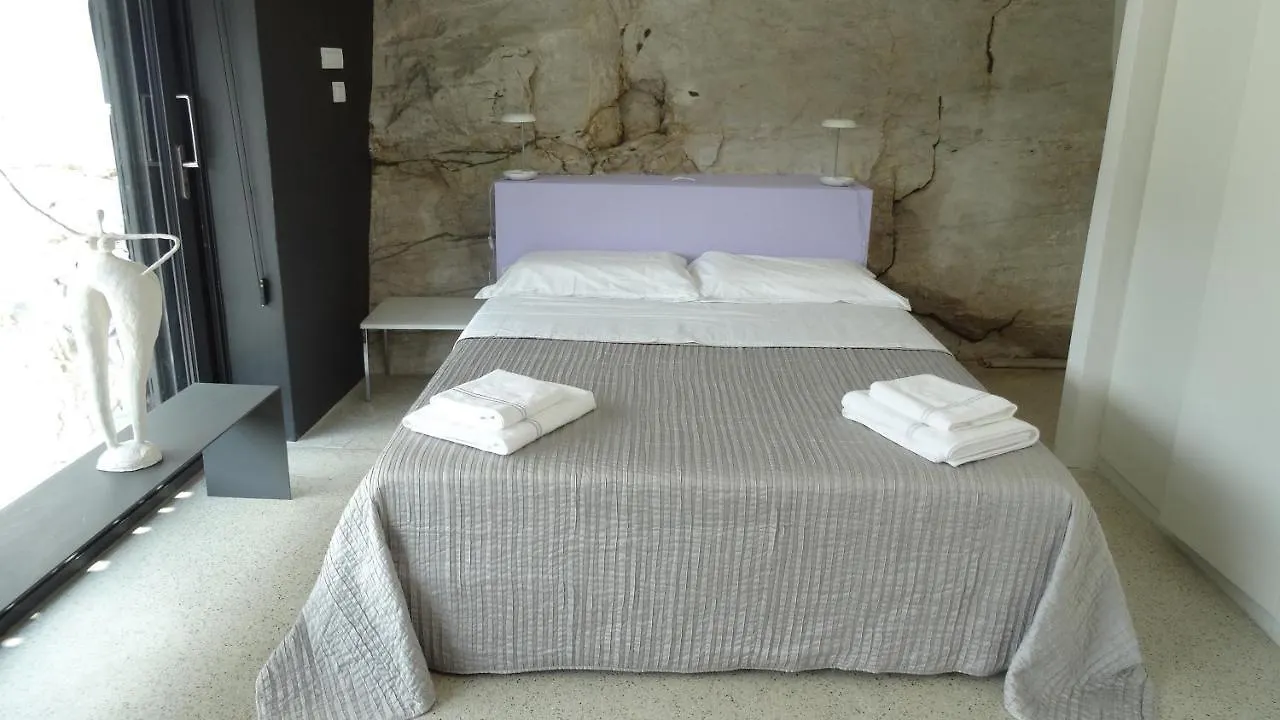 Villa Farfalla & Guesthouse - The World Unique Property With An Openable Roof Lucca