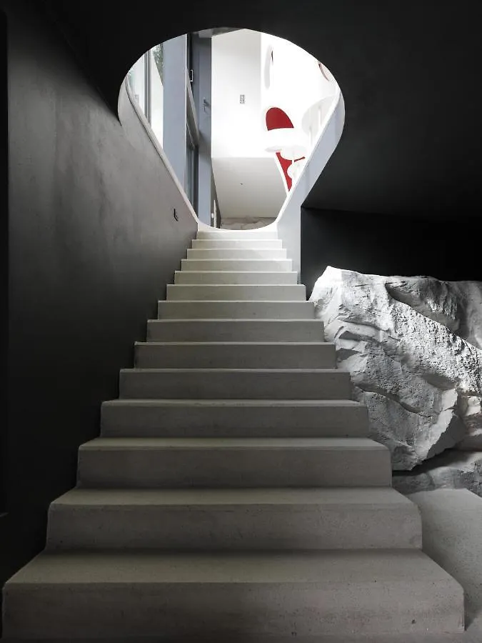 Villa Farfalla & Guesthouse - The World Unique Property With An Openable Roof Lucca