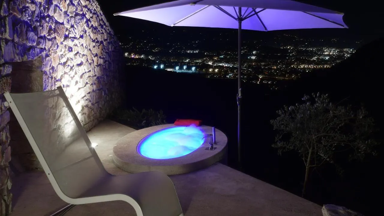 Villa Farfalla & Guesthouse - The World Unique Property With An Openable Roof Lucca